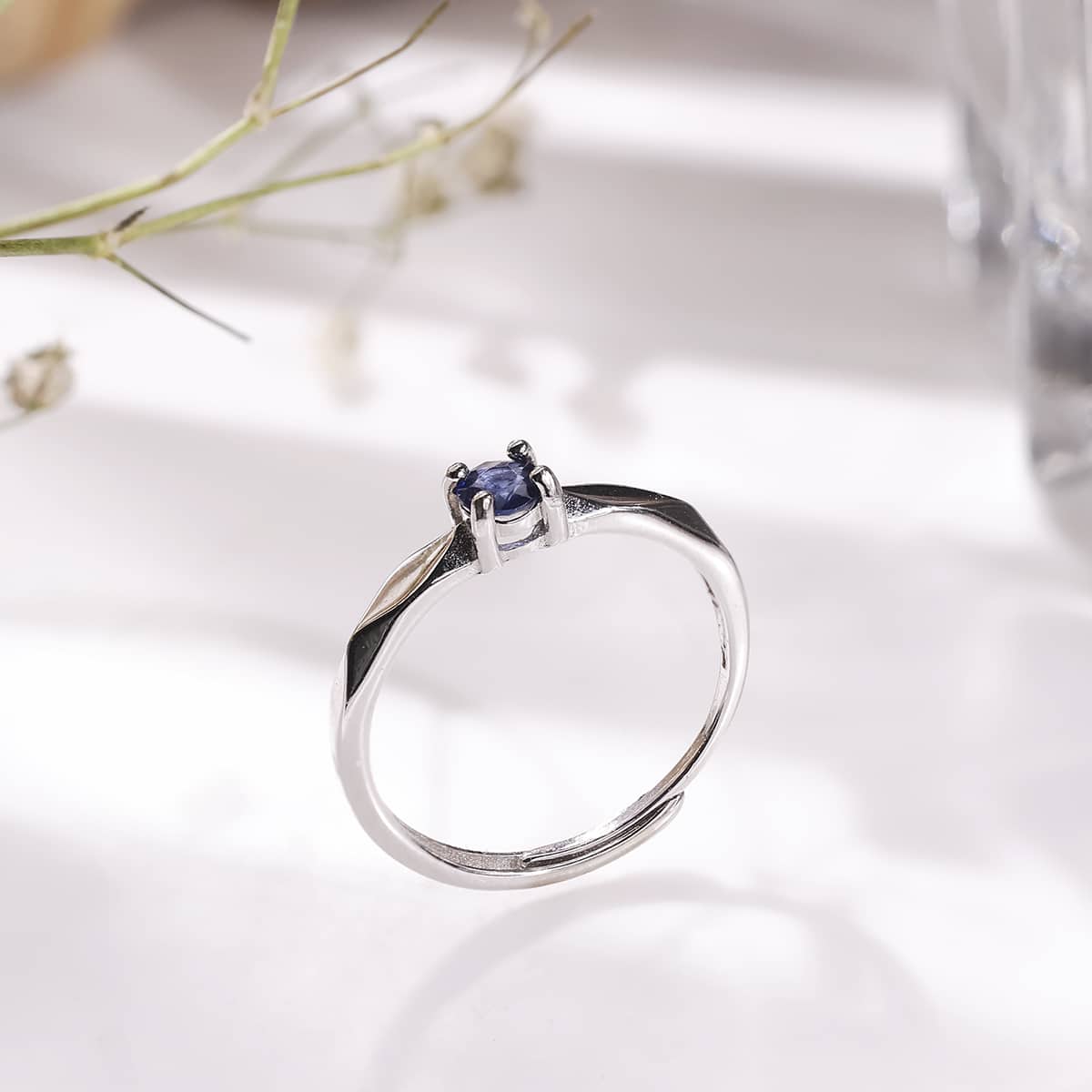 blue-sapphire-silver-ring (17)