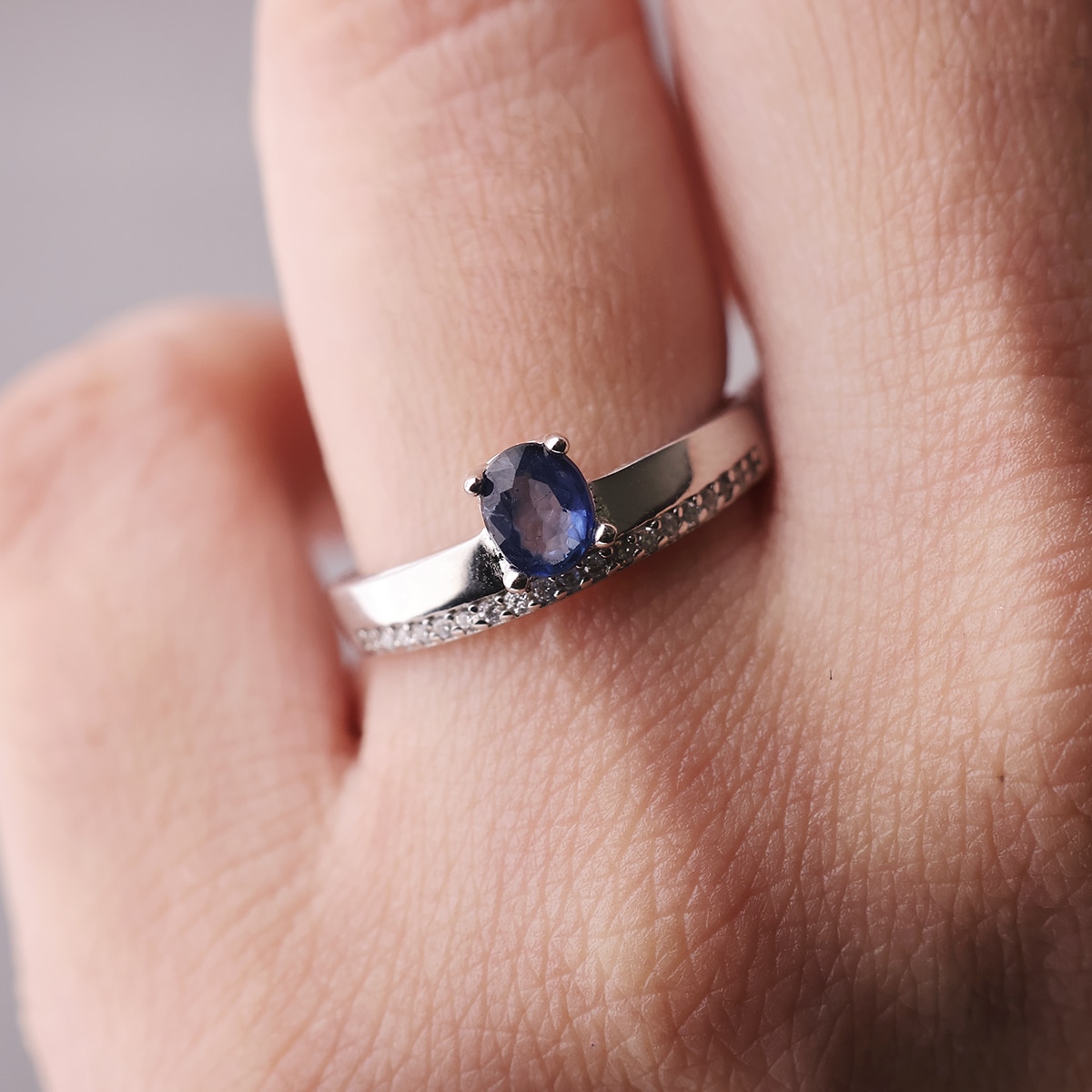 blue-sapphire-silver-ring (22)