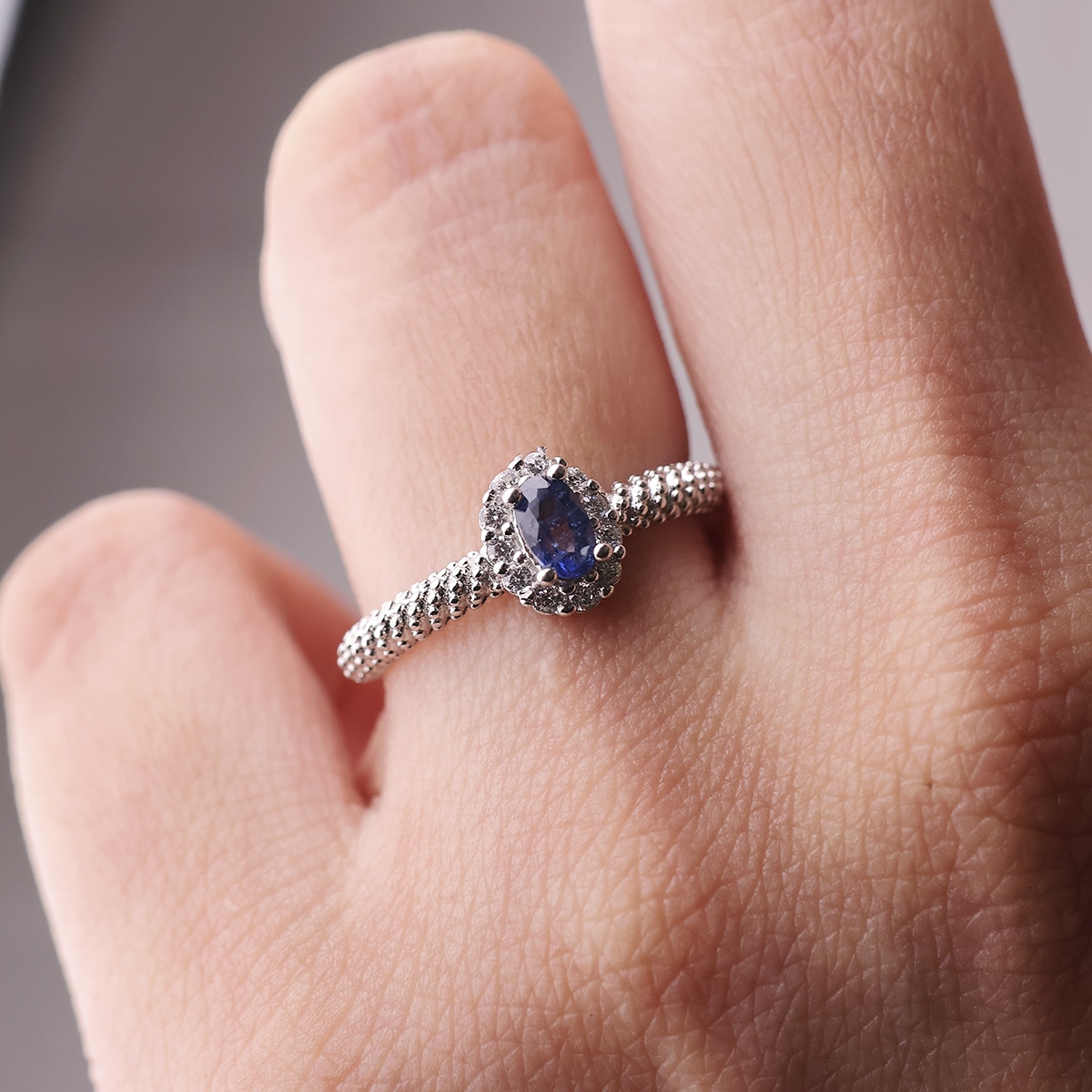 blue-sapphire-silver-ring (23)