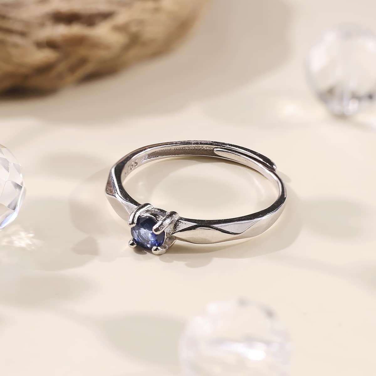 blue-sapphire-silver-ring (5)