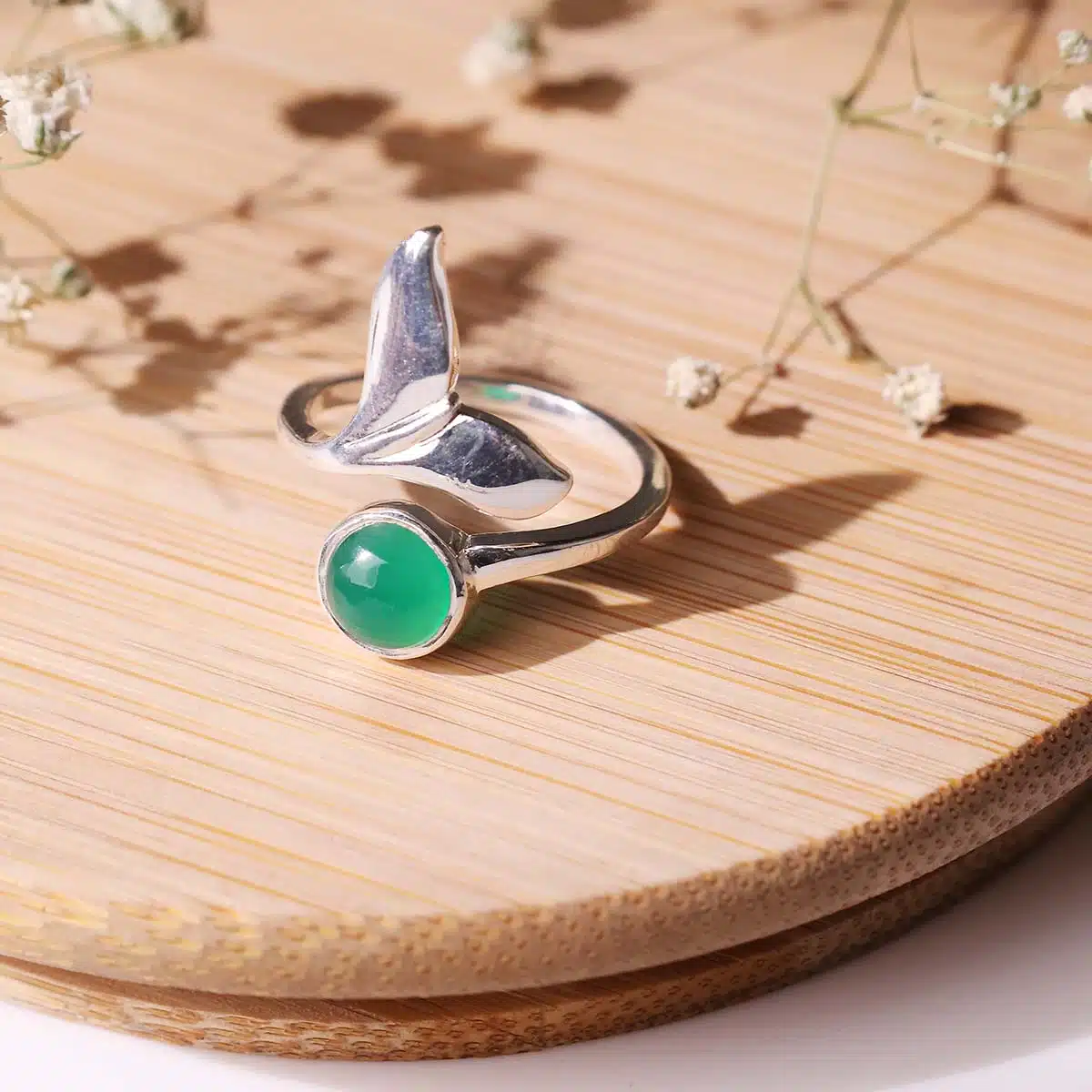 green-onyx-dolphin-tail-ring-silver (5)