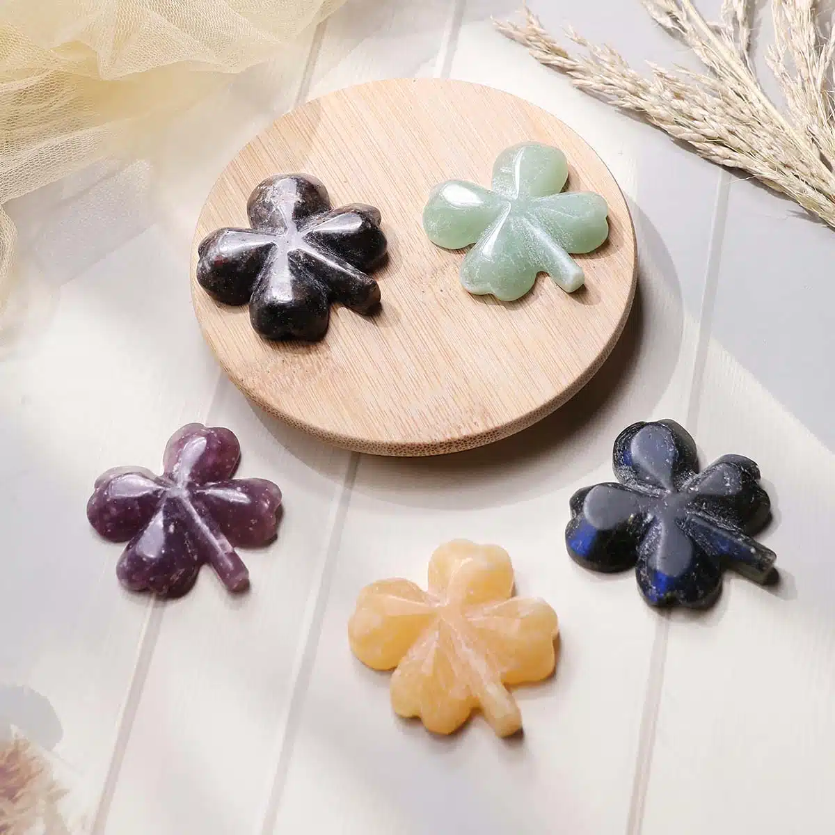 mixed-four-leaf-clovers (1)