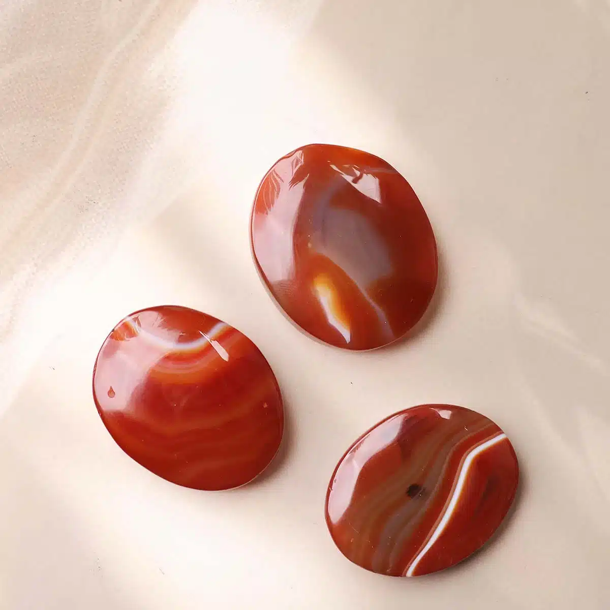 red-sardonyx-palm-stone (6)