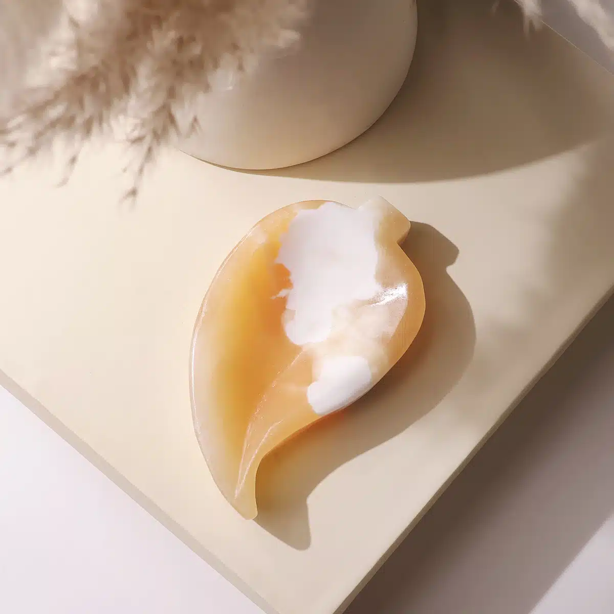 yellow-calcite-leaf-shape-bowl (1)