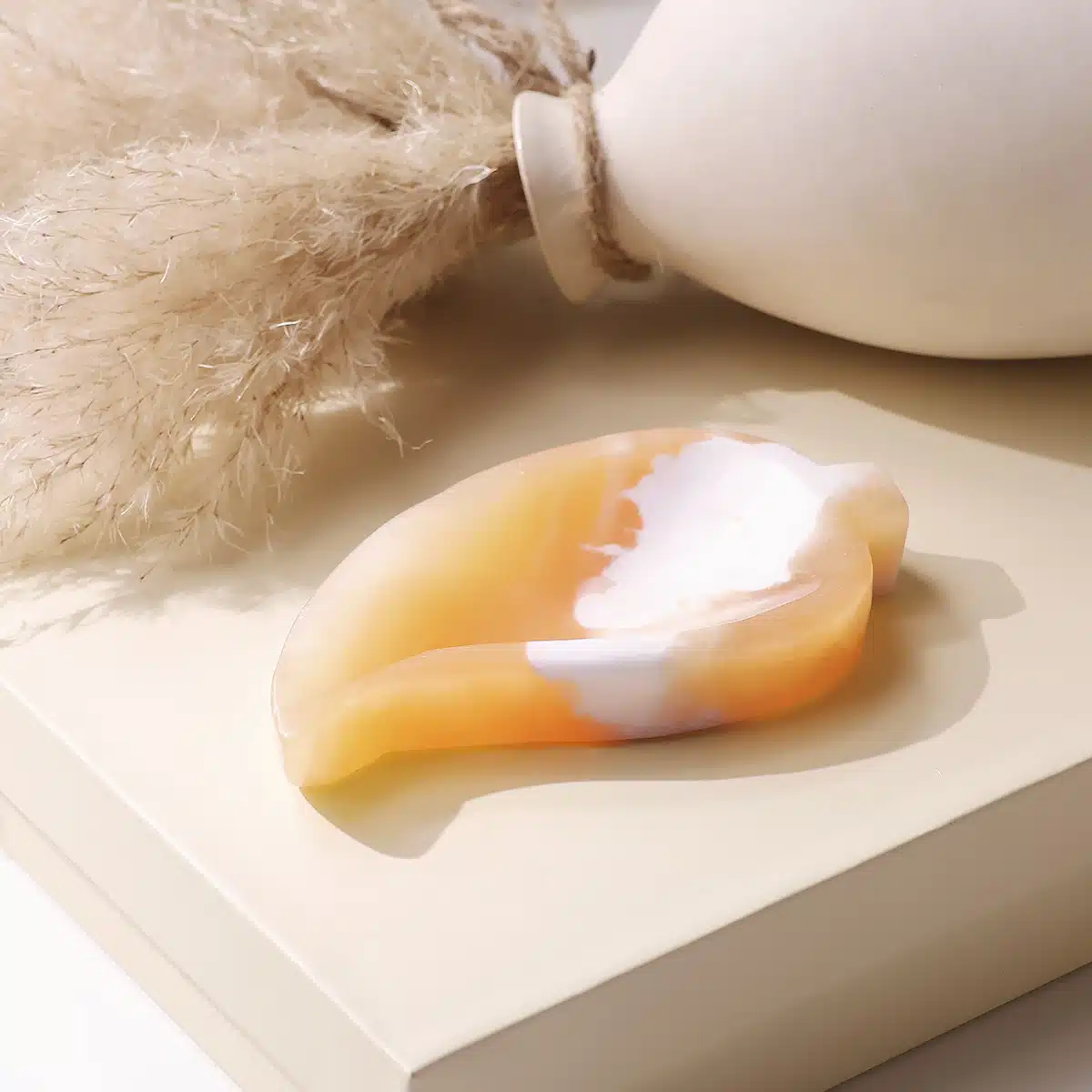 yellow-calcite-leaf-shape-bowl (4)