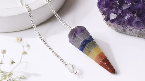 7 Chakra Point Pendulum