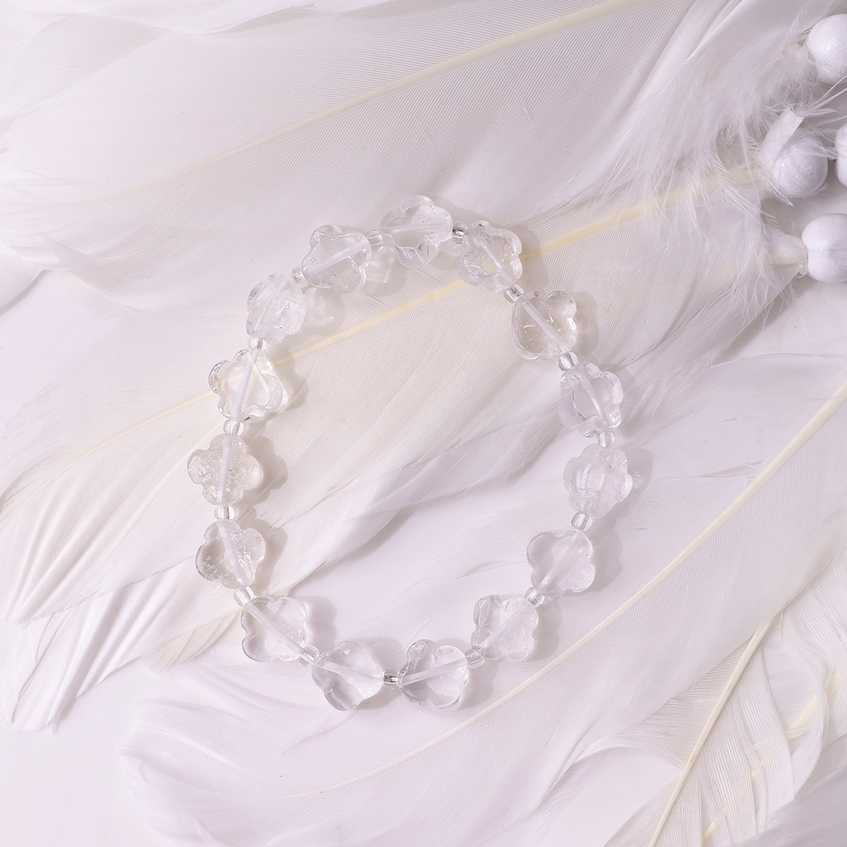 clear-quartz-flower-beads-bracelet (3)