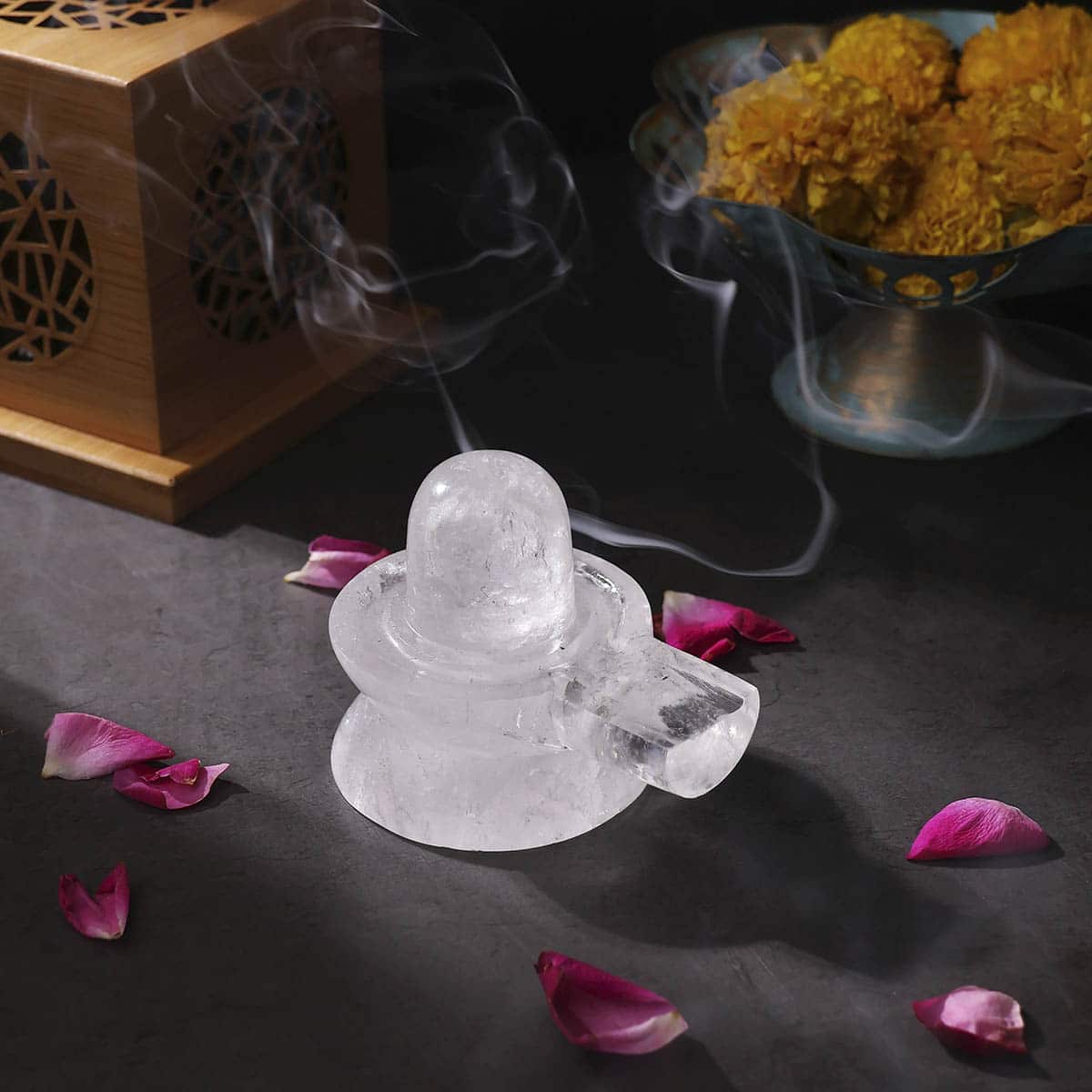 clear-quartz-shivling (3)