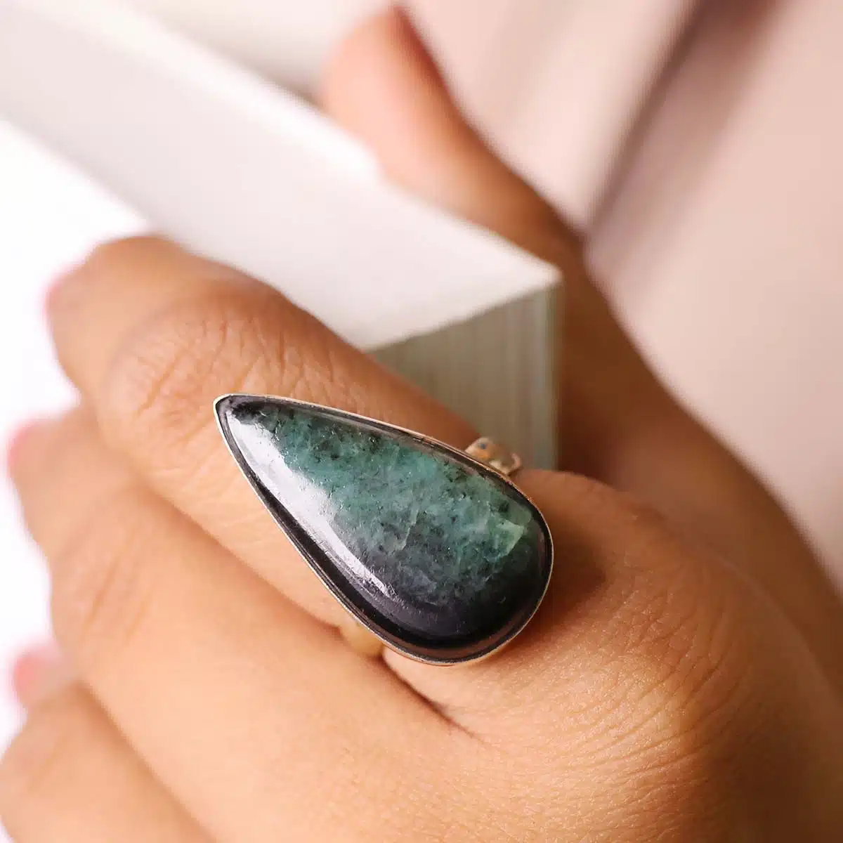 emerald-cabochon-ring (24)