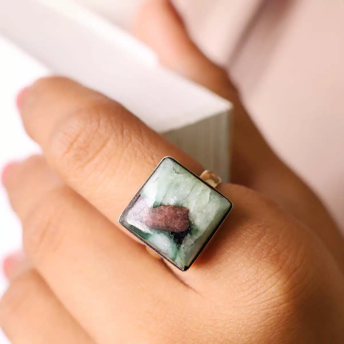 emerald-cabochon-ring (25)