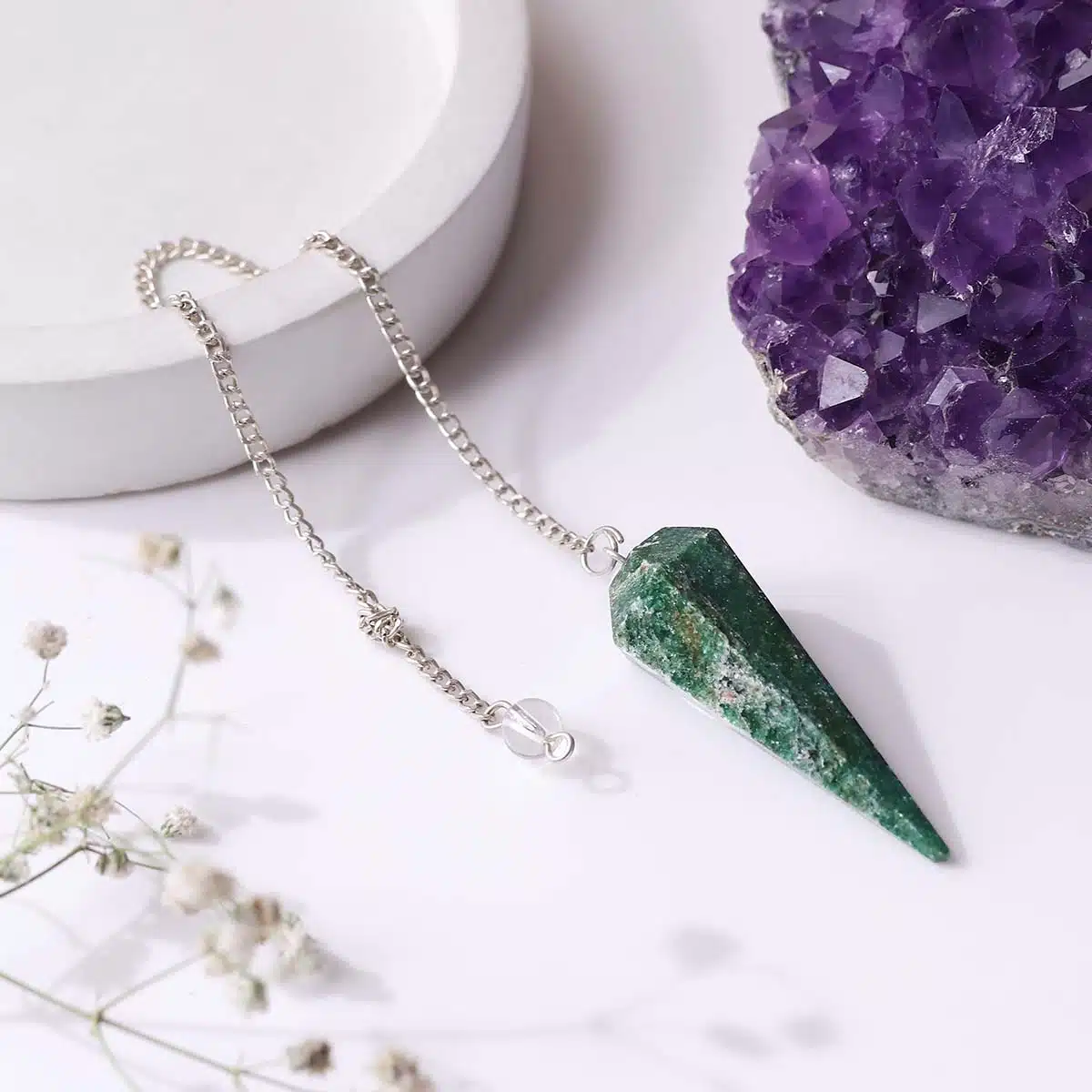 green-jade-point-pendulum (1)