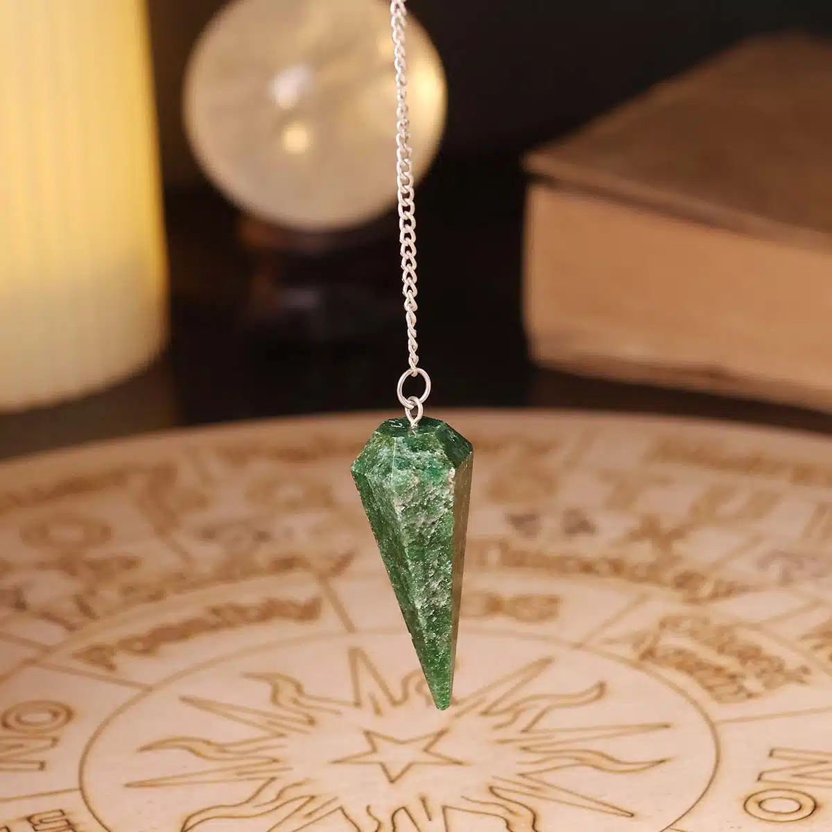 green-jade-point-pendulum (3)