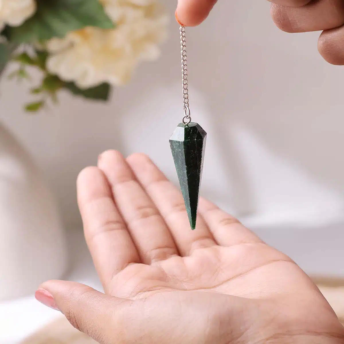 green-jade-point-pendulum (7)