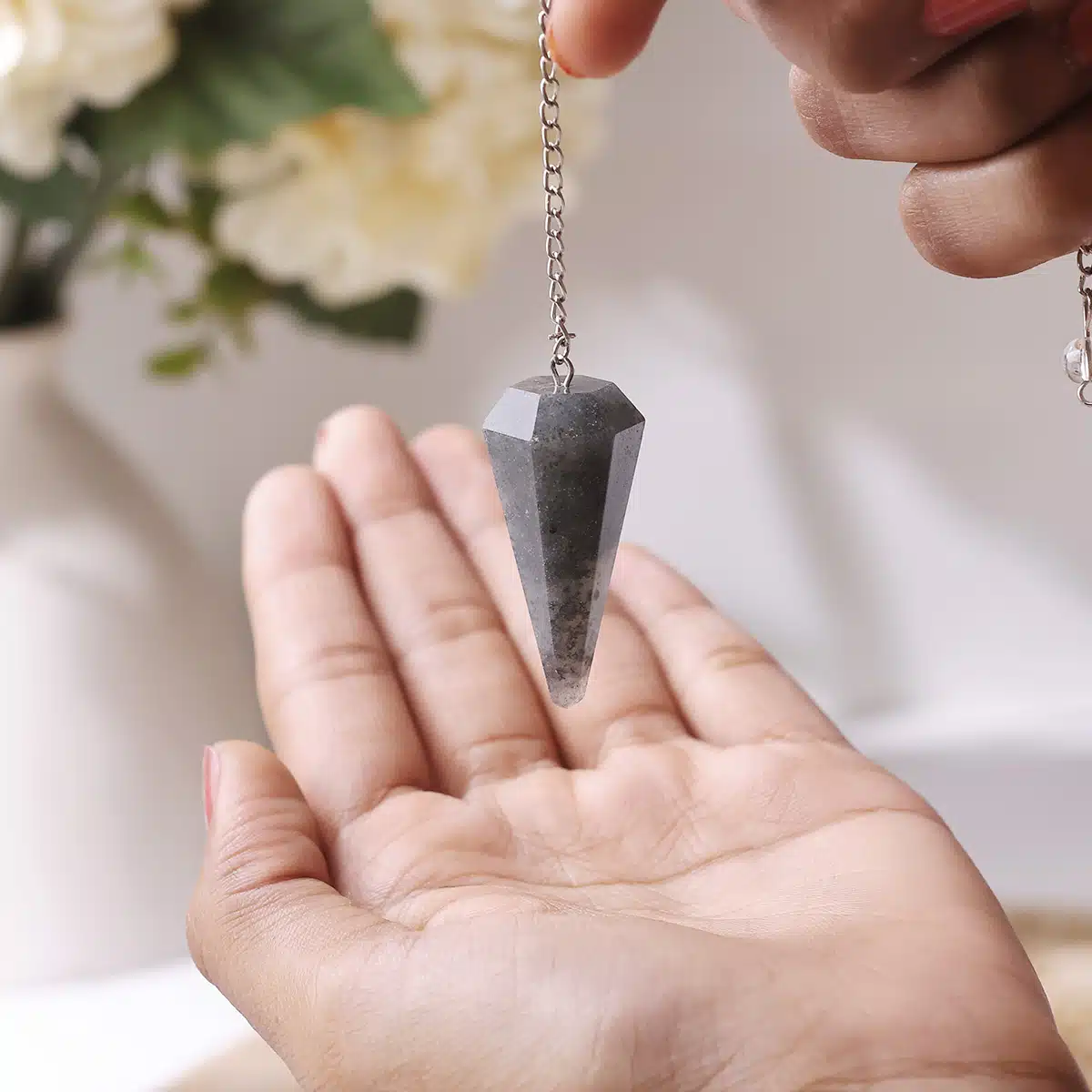 grey-agate-point-pendulum (7)