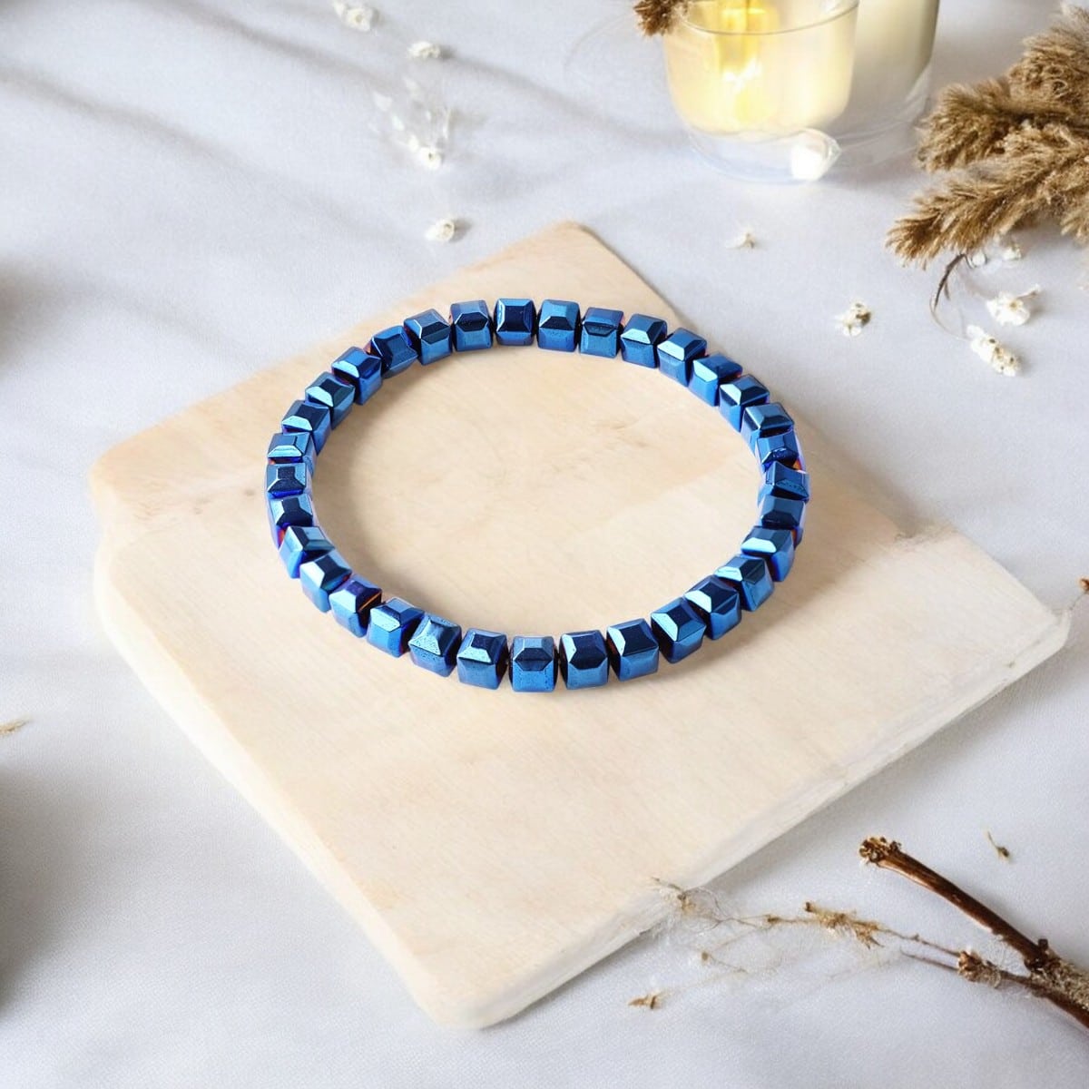 hematite-blue-box-beads-bracelet (4)