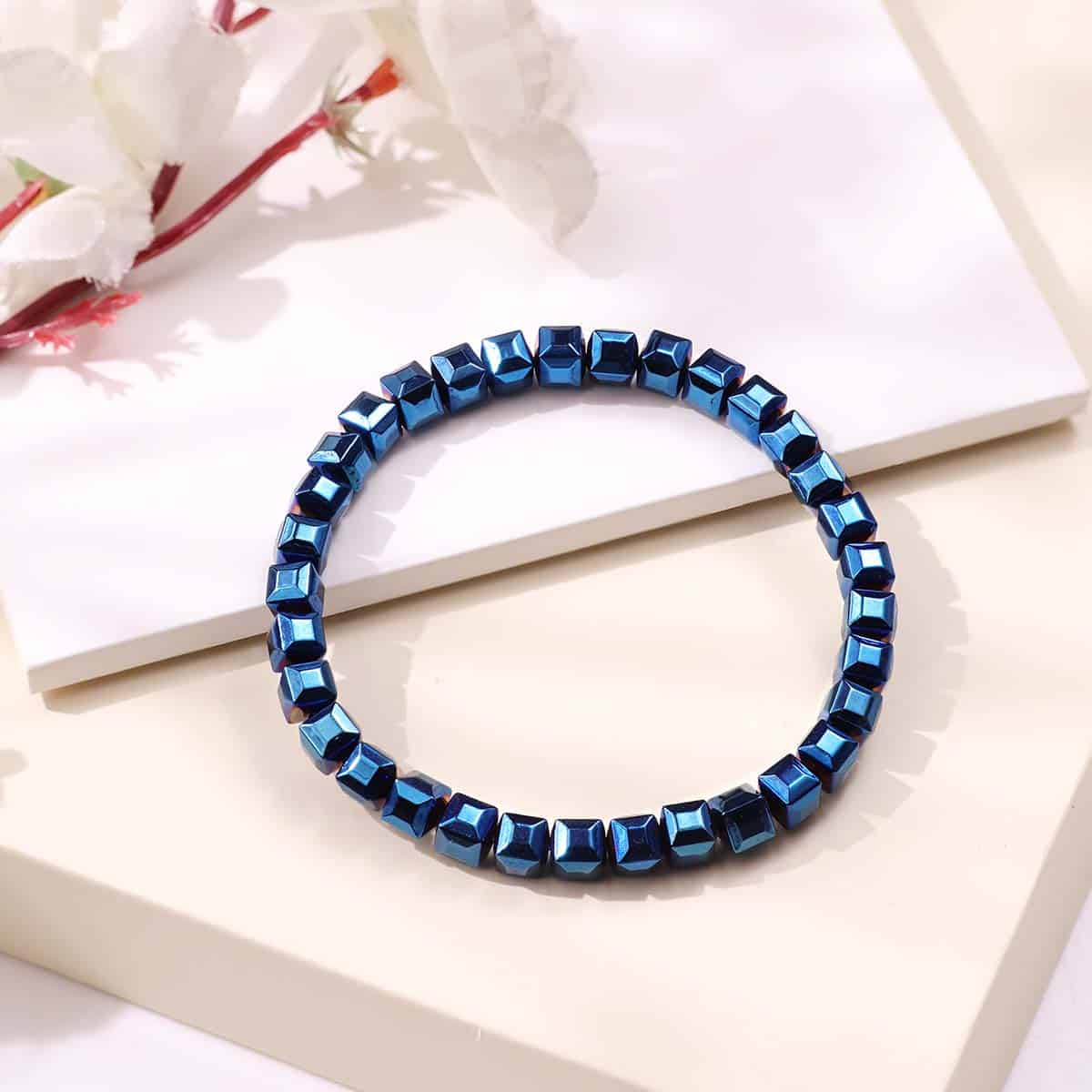 hematite-blue-box-beads-bracelet (5)