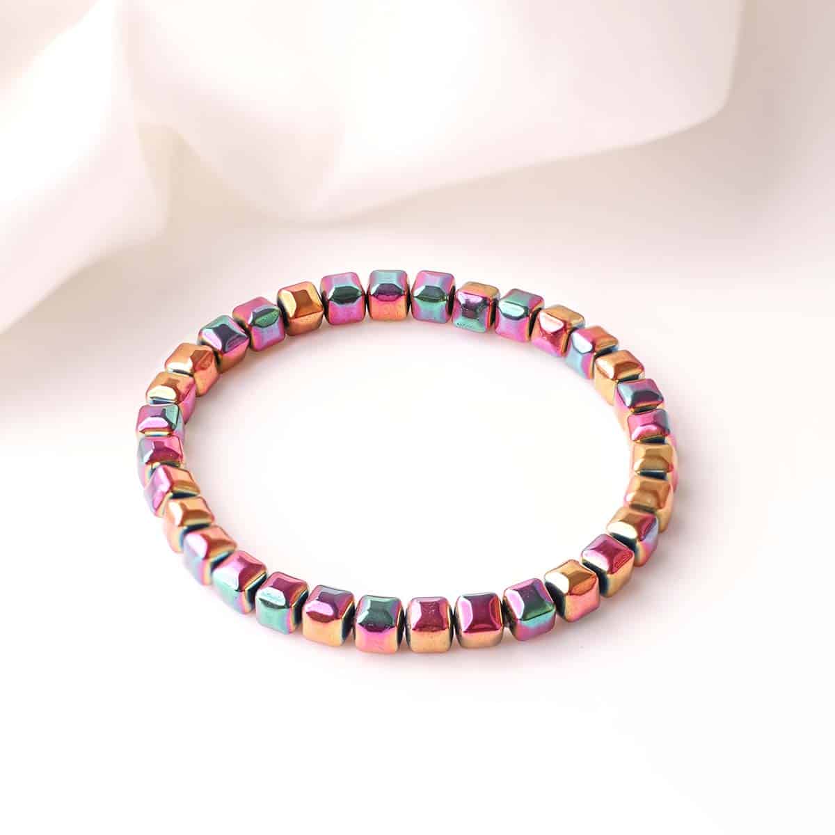 hematite-titanium-box-beads-bracelet (1)