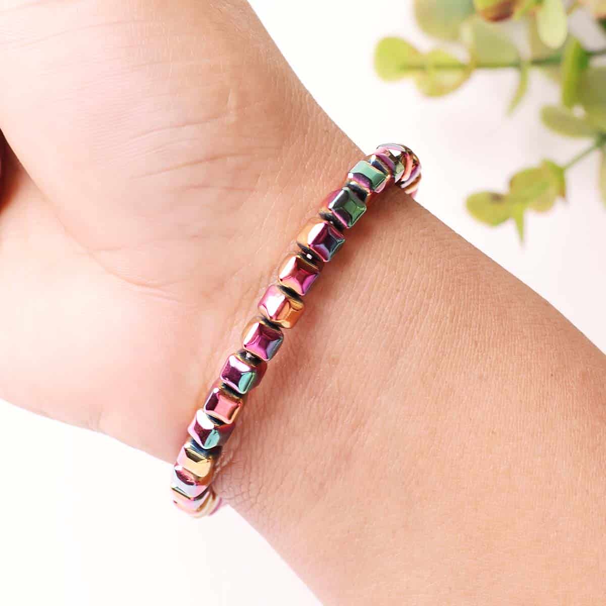 hematite-titanium-box-beads-bracelet (3)