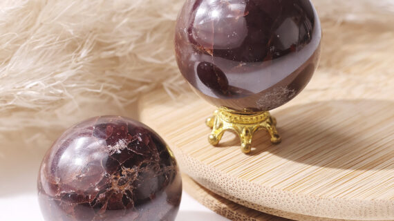 Star Garnet Mini Ball