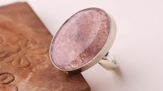 Strawberry Quartz Cabochon Ring