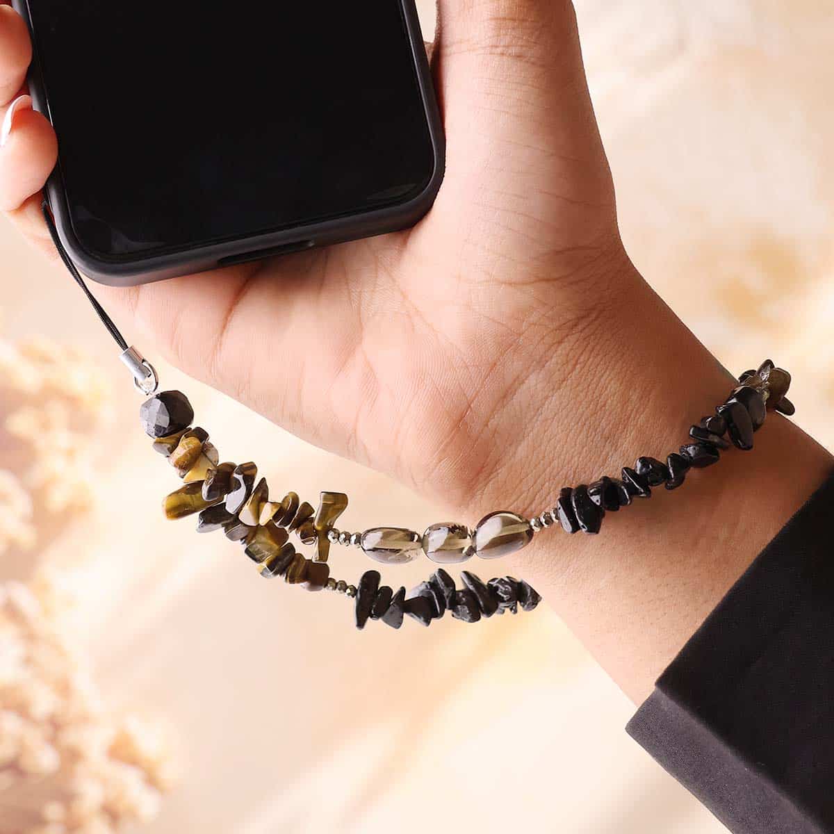 travel-safety-mobile-hanging (3)