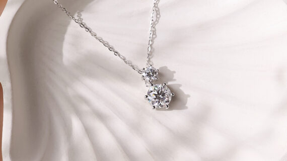 Zircon Silver Pendant