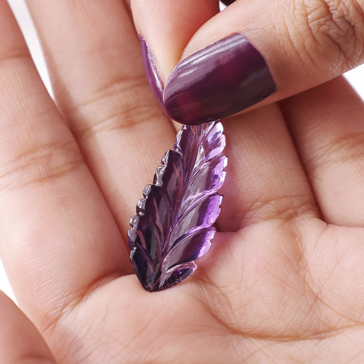 amethyst-feather-carving (5)