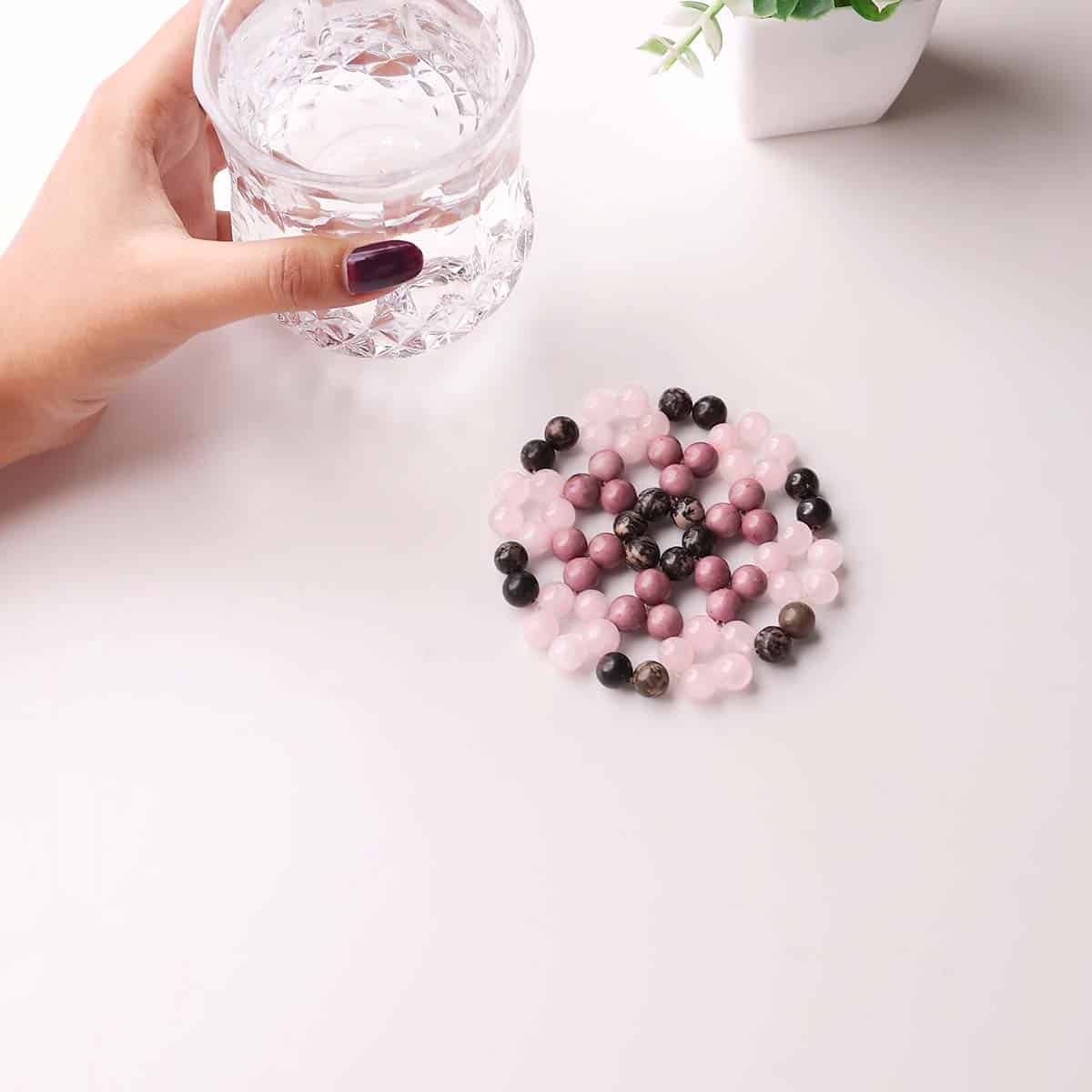 love-beads-round-coaster (2)