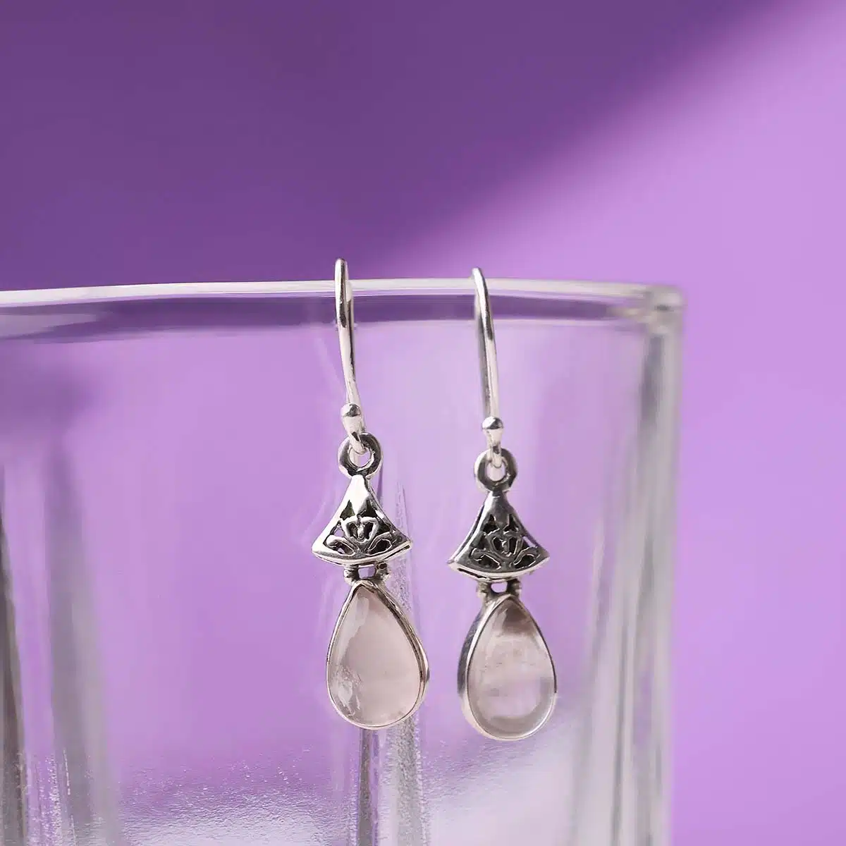 rose-quartz-silver-drop-hanging-earrings (5)