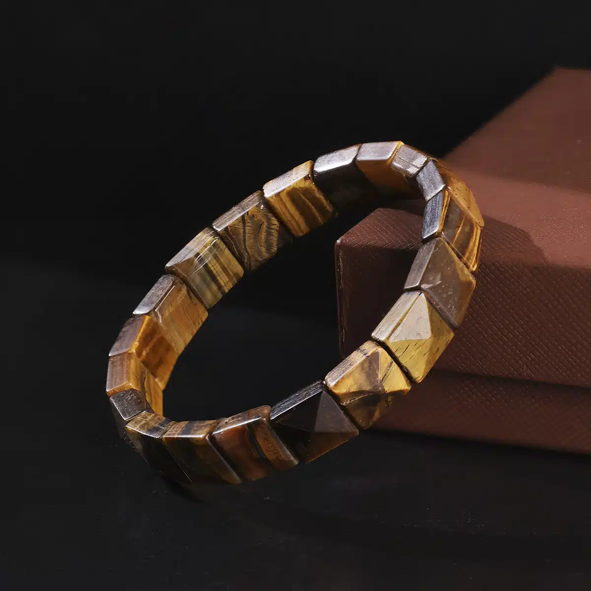 tiger-eye-pyramid-shape-bracelet (4)