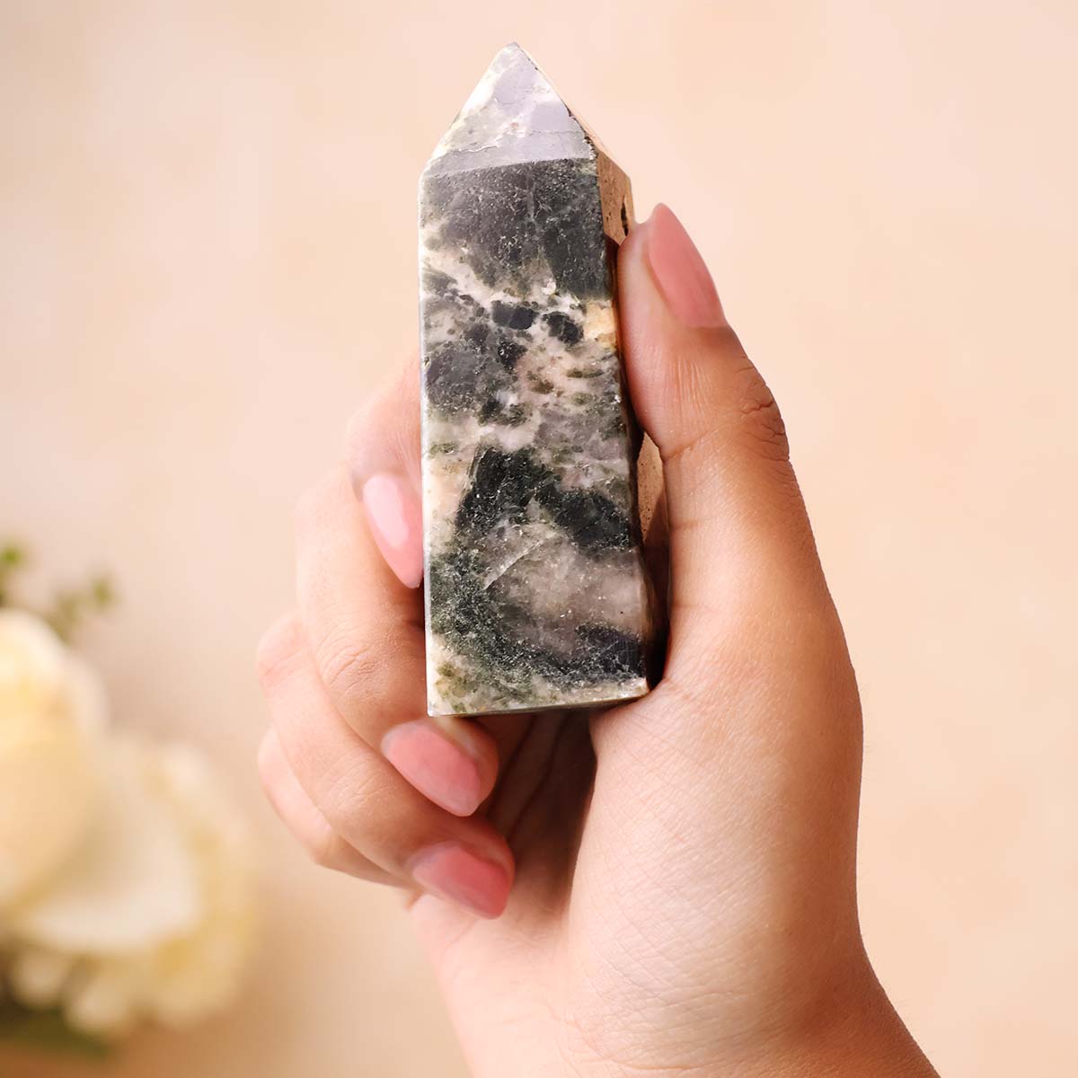 Green Kyanite In Quartz Tower (2)