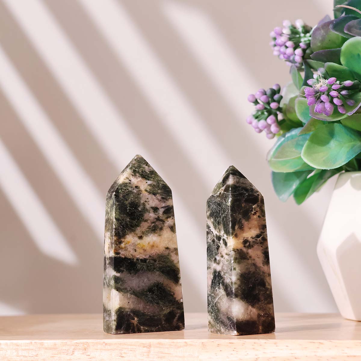 Green Kyanite In Quartz Tower (6)