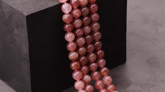 Strawberry Quartz Beads line 8mm
