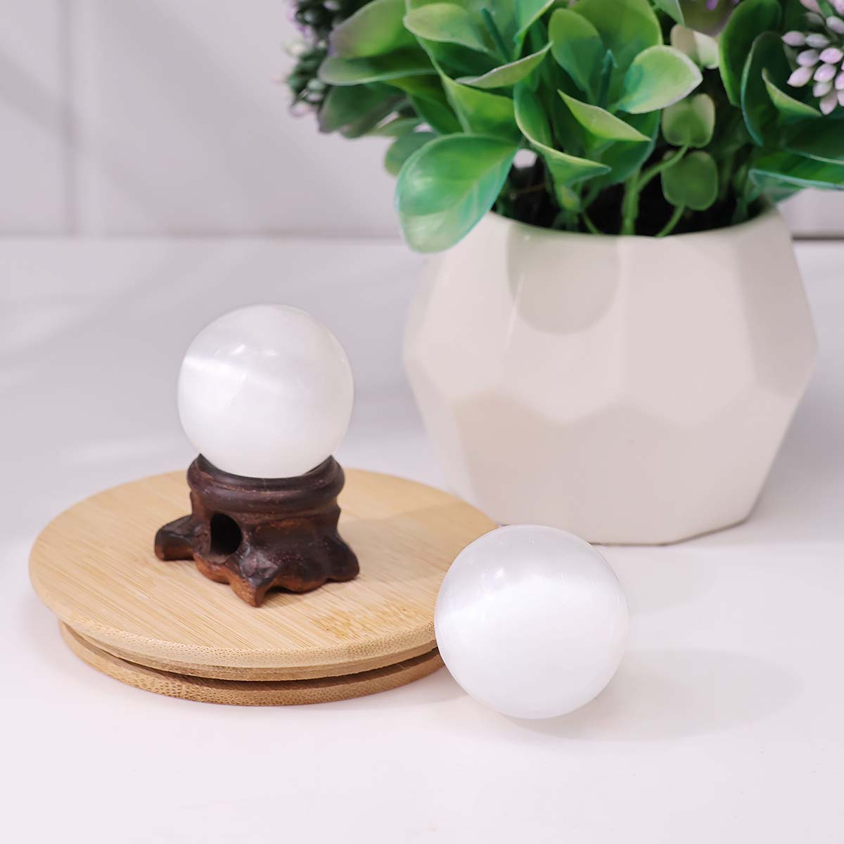 selenite-ball-50-100-gms-hq (1)
