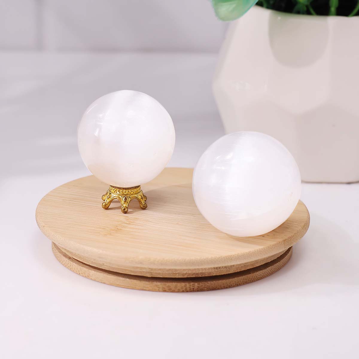 selenite-ball-50-100-gms-hq (2)