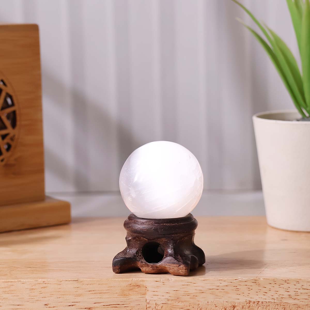 selenite-ball-50-100-gms-hq (3)