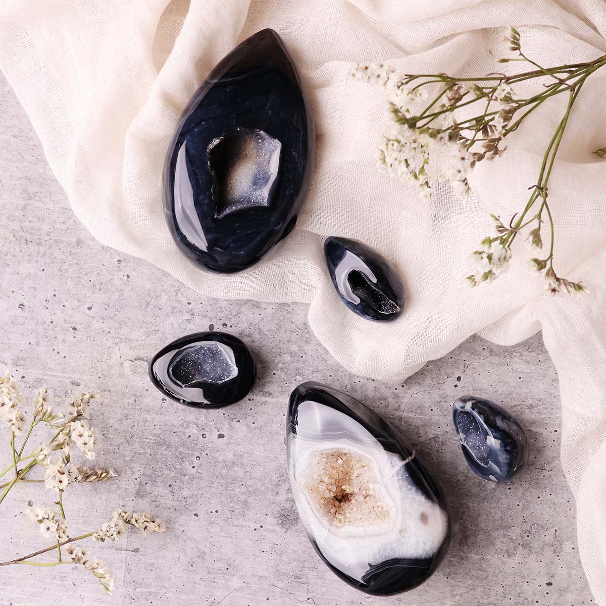 Black Sulemani Druzy Egg (1)