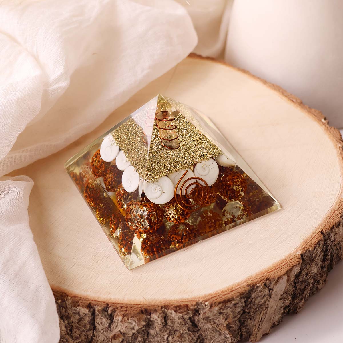 Gomti Rudraksh Orgone Pyramid (4)