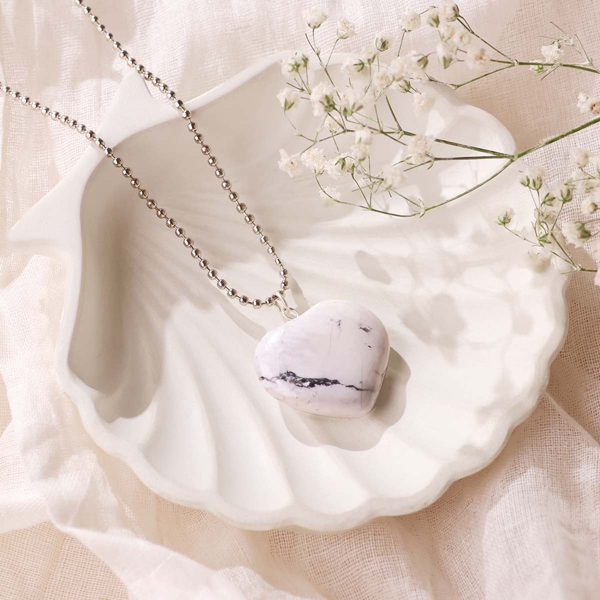 Howlite Heart Pendant (4)