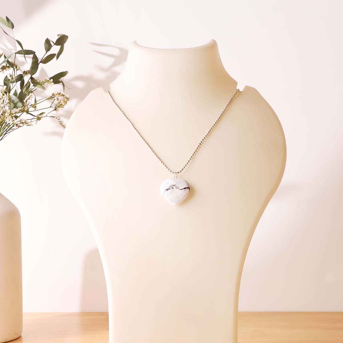 Howlite Heart Pendant (7)