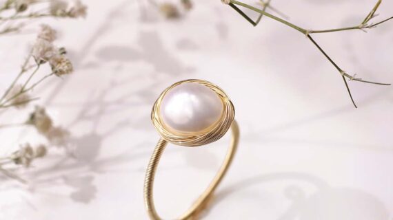 Mother of Pearl Wrapping Ring Small