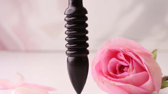 Wooden Spiral Pendulum