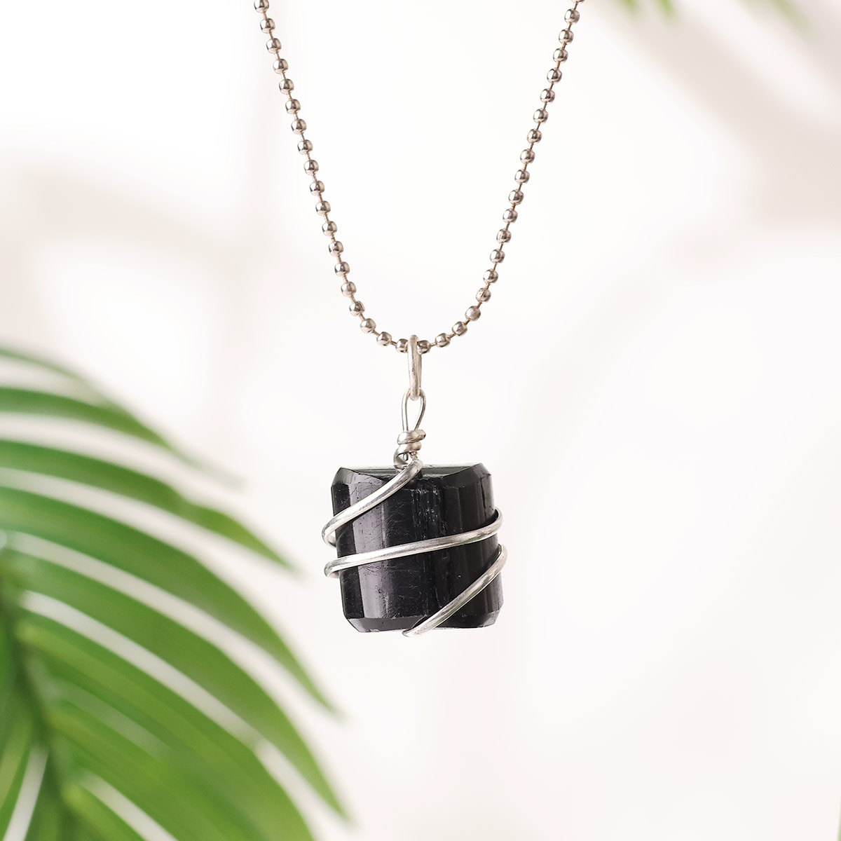 Black Tourmaline Tumble Wire Pendant (1)