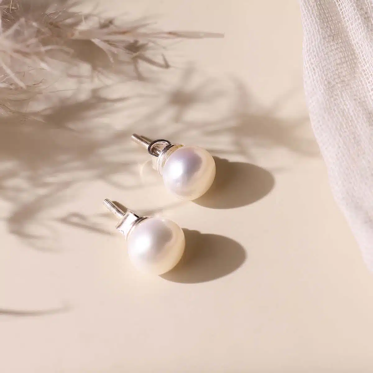 Fresh water pearl stud earring silver (1)