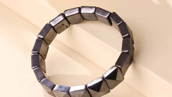 Hematite Pyramid Shape Bracelet