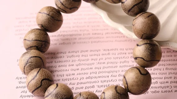 Indonesia Agarwood Bracelet 16mm