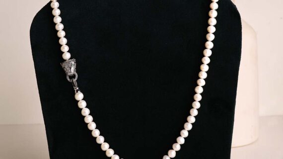 Pearl Panther Grace Necklace