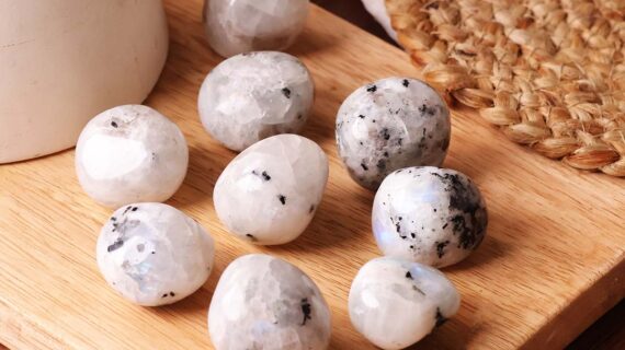 Rainbow Moonstone Tumble HQ