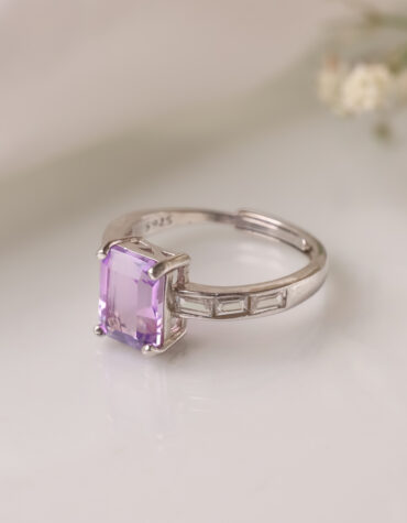 amethyst rectangle shape silver ring