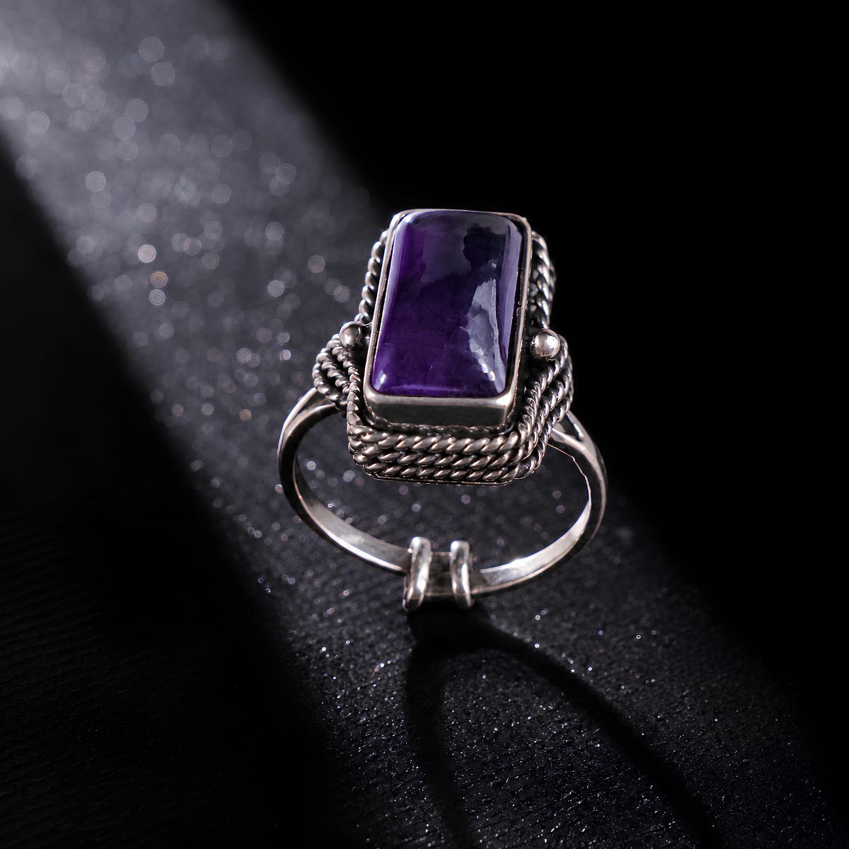 Amethyst Rectangle Shape desing Silver Ring-Shubhanjali Store amethyst rectangle shape desing silver ring